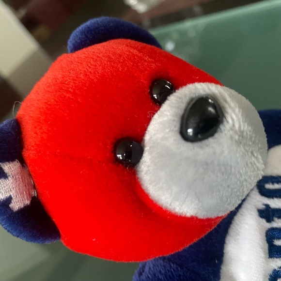 Vintage Toronto NHL bears authentic TY Beanie Baby style perfect for any fan - Picture 2 of 7
